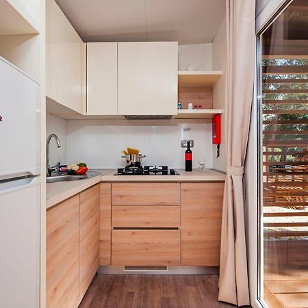 Eurocamp Mobile Homes At Campsite Porton Biondi Rovinj Exterior foto